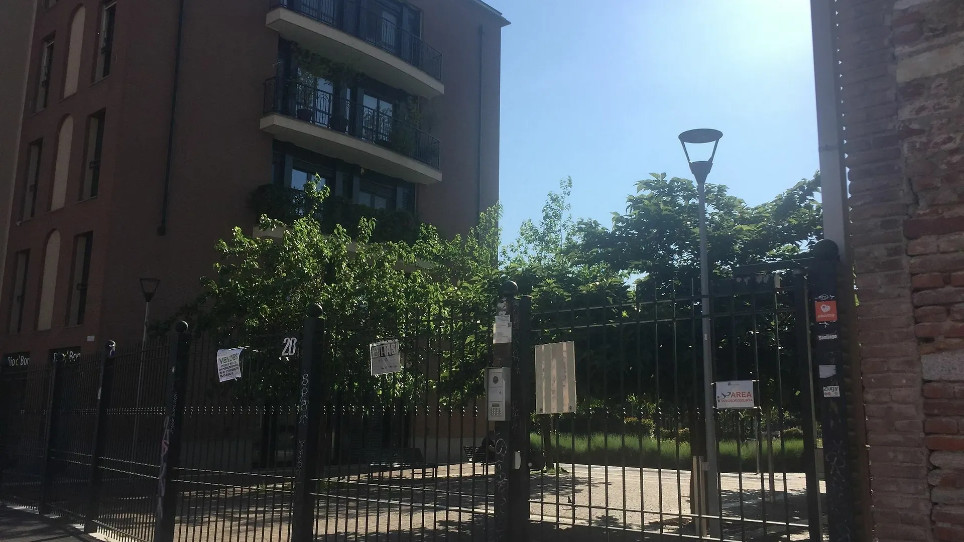 Homeathotel - Naviglio Pavese Milan Apartment