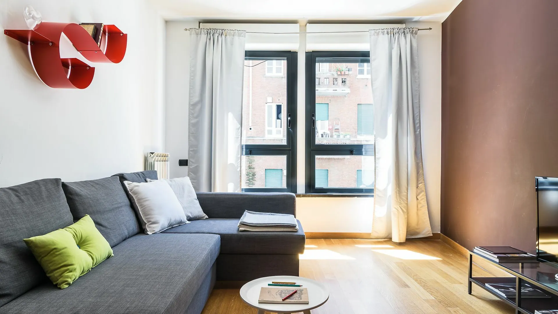 Homeathotel - Naviglio Pavese Milan
